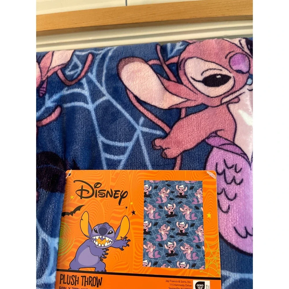 Disney Ursula Lilo & Stitch Halloween Plush Throw Blanket Blue Spiderweb 50x70